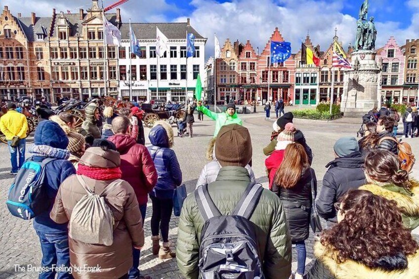 Discover the secrets of Bruges on foot