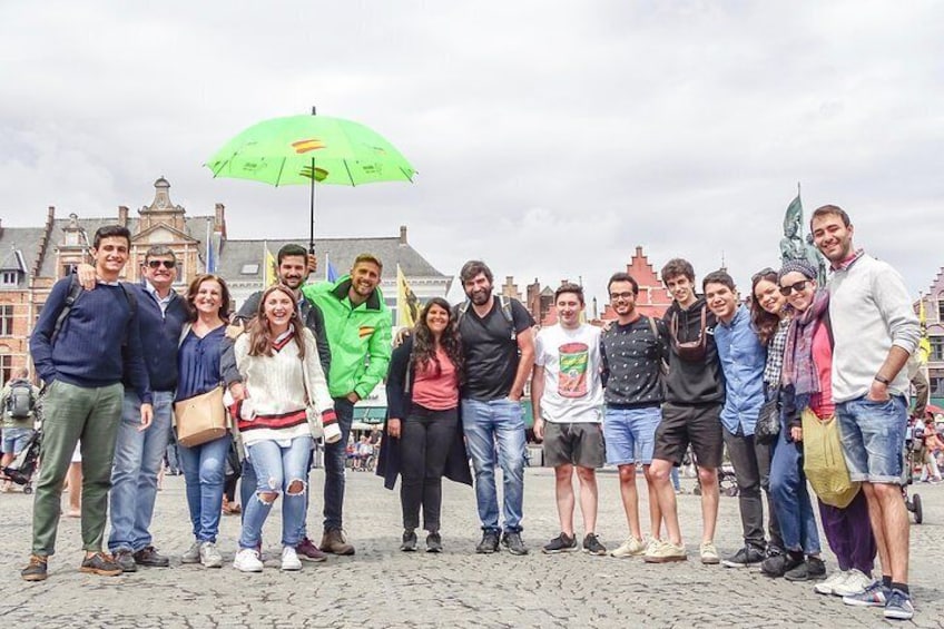 Discover the secrets of Bruges on foot