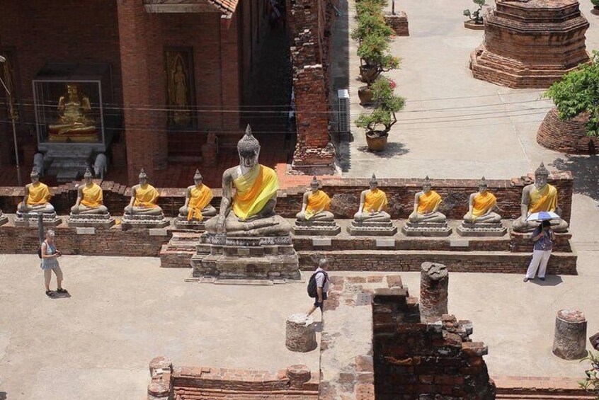 In French: Ayutthaya, the ancient capital of Siam