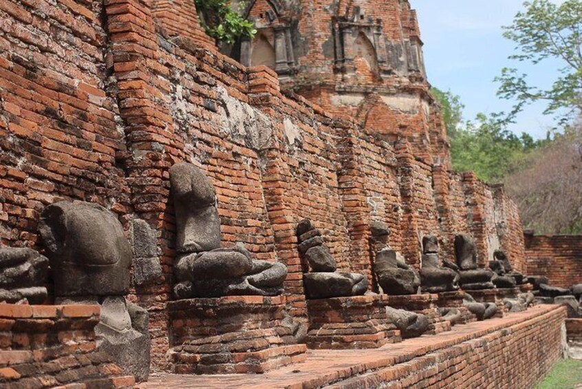 In French: Ayutthaya, the ancient capital of Siam