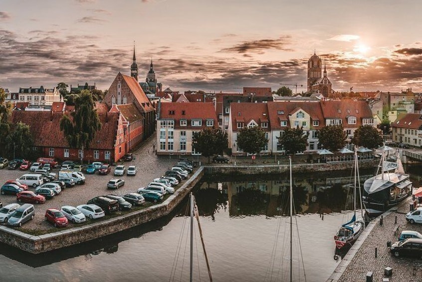 Walking Tour of Old Town Highlights of Stralsund at Night