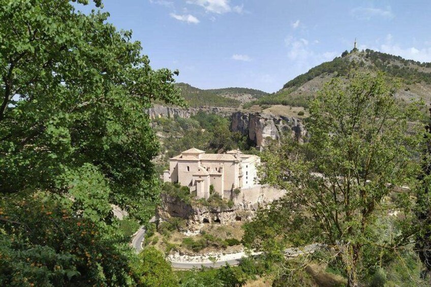 Guided tour: Cuenca + Cathedral