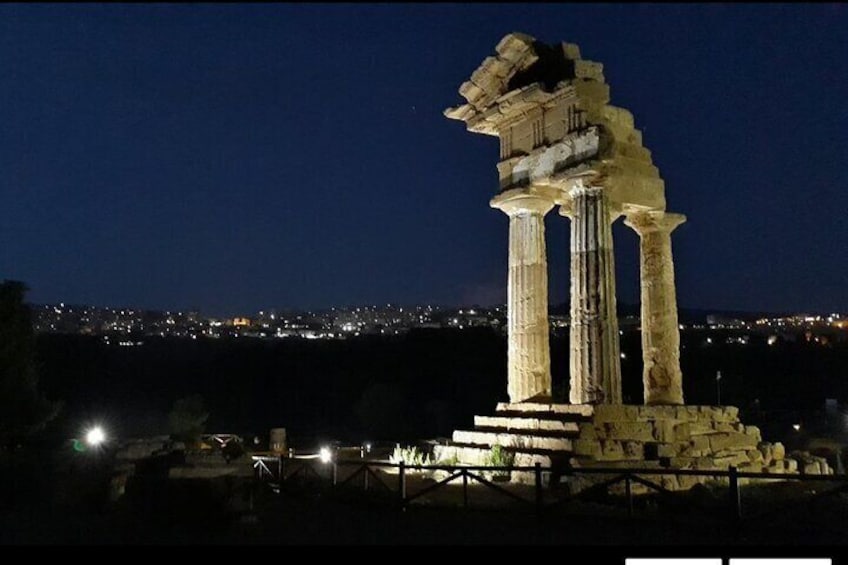 Temple of Dioscuri by night