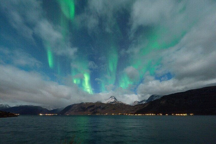 Auroras Hunt - Tour in Spanish, Northern Lights Chase in Spanish