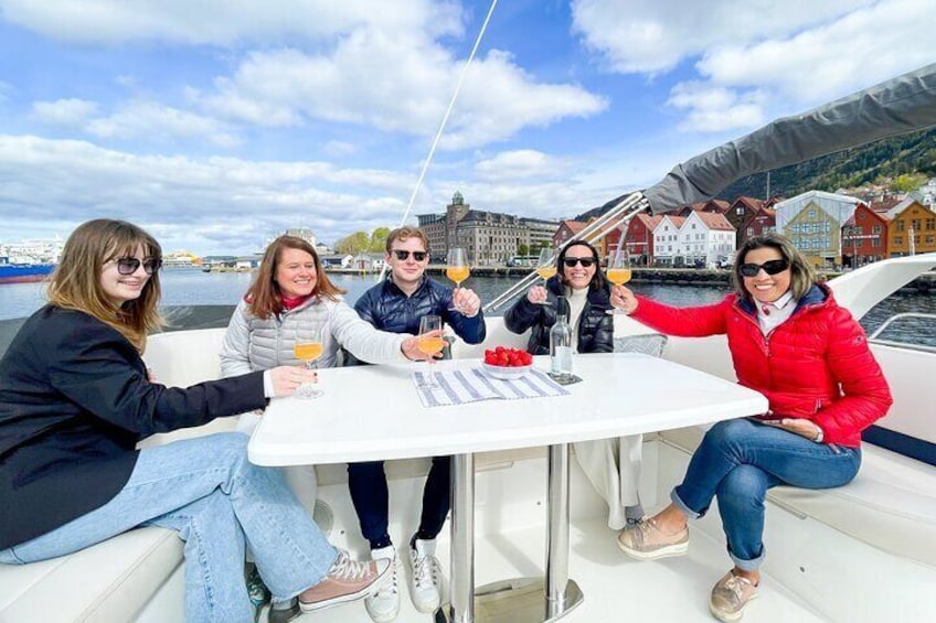 Private Dinner cruise Bergen - Bekkjarvik