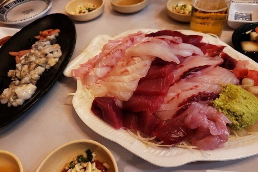 Noryangjin Fish market Food Tour and Historic Park (Evening Dinner)