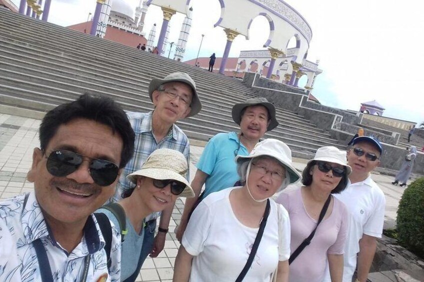 Semarang city tour shared group for AIDA (German guide)