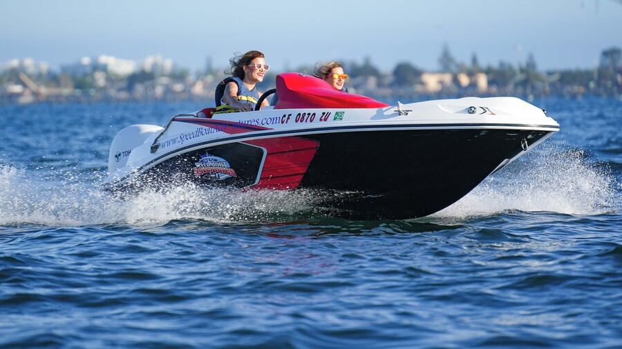 Speed Boat Adventure Tour: Thrills on the Bay
