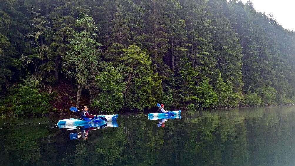 Couple kayaking in Whistler 