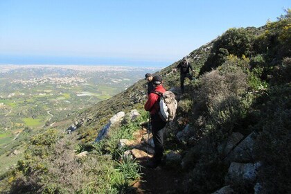 4-Hour Giouchtas Trekking Hiking Experience from Heraklion