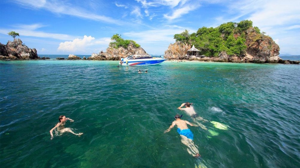 Guests snorkeling at khai nok island
