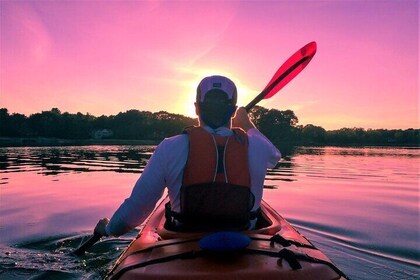 Sunset Kayaking Adventure in Roundstone Bay or Connemara Lough