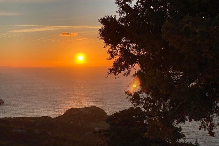 Small Group Hiking Sunset in Monolithos