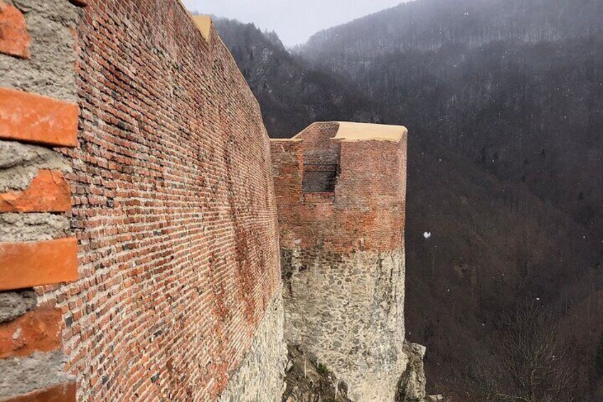 Poenari Citadel and the Court of Vlad the Impaler at Târgoviște 