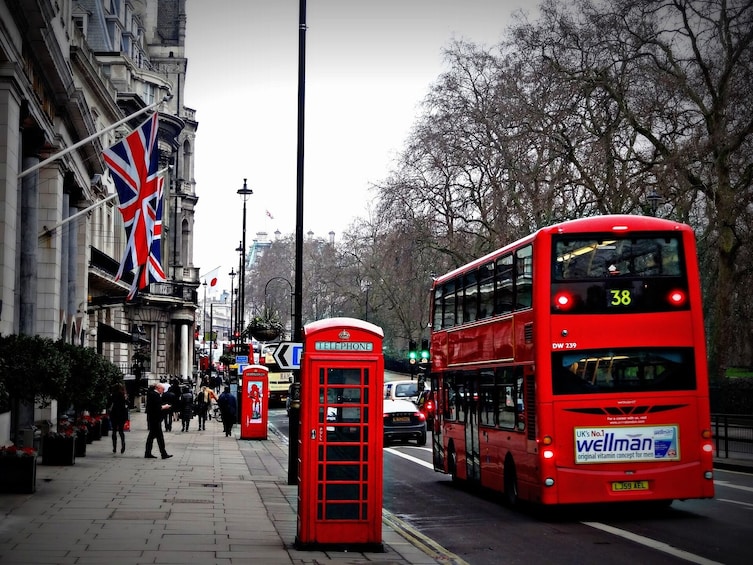 London in One Day: Must See Sites and Changing of the Guards