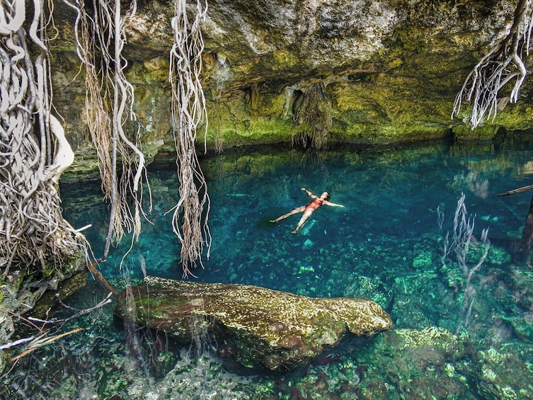 Day Trip to Tulum & Cenote