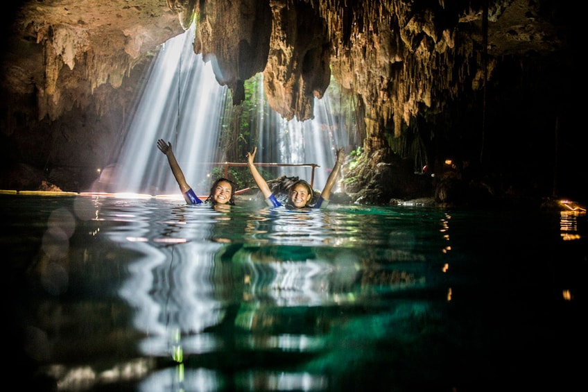Cargar foto 4 de 9. Day Trip to Tulum & Cenote