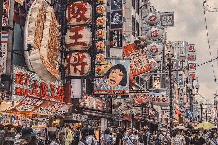 Osaka Half-Day Instagram Highlights Tour with Nationally-Licensed Guide