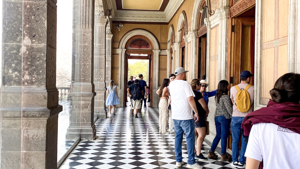 Chapultepec Castle & Anthropology Museum Tour