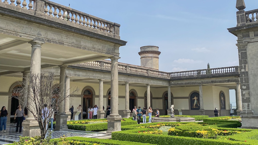Chapultepec Castle & Anthropology Museum Tour