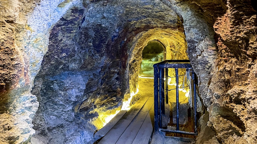 Puebla, Cholula & Tonantzintla + Taxco, Cuernaca & Mine 2-Day Tour