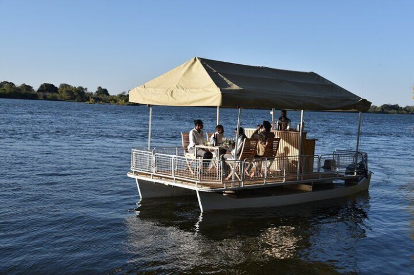 Private Lunch Cruise on the Zambezi River