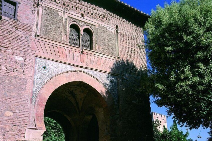 Puerta del Vino, Alhambra