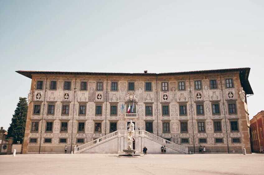 Small Group Golf Cart Tour in Pisa (1h round trip)