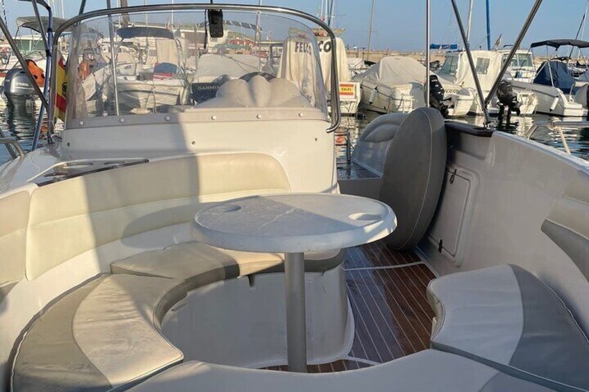 Boat rental without license in Benalmádena