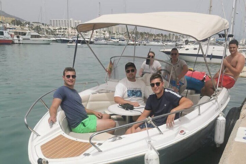 Boat rental without license in Benalmádena