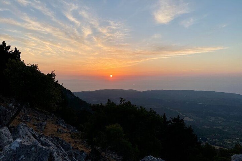 Sunset hiking from Salakos to Profitis Ilias