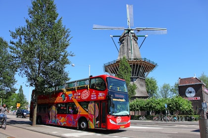 Hop-on, hop-off-bus in Amsterdam en optionele rondvaart door de grachten