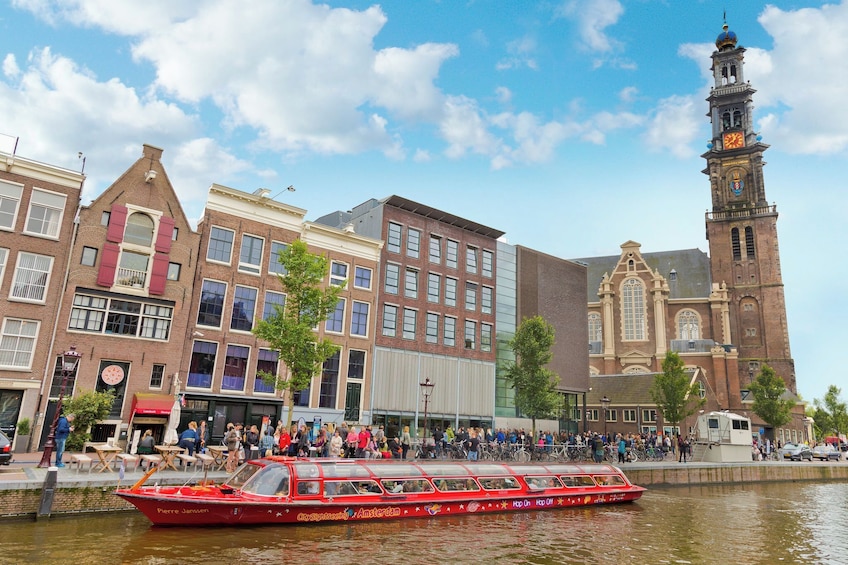 Amsterdam Hop-On Hop-Off Bus & Optional Canal Cruise