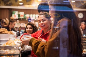 Small-Group Taste of Venice Tour with Dessert & Coffee Tasting