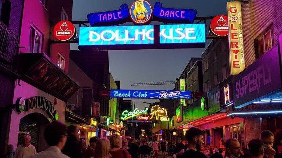 Reeperbahn neighborhood tour