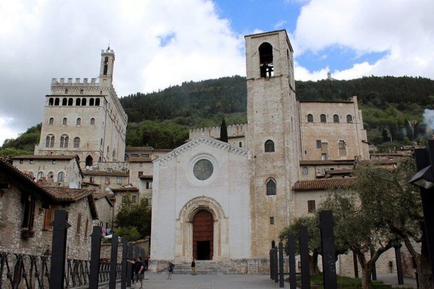 Gubbio, a Medieval jewel in Umbria - Private Tour