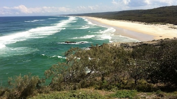 North Stradbroke Island Full-Day Bus Tour