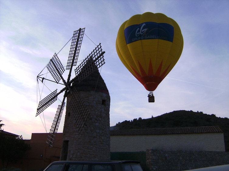 Sunset Hot Air Balloon Ride with Cava
