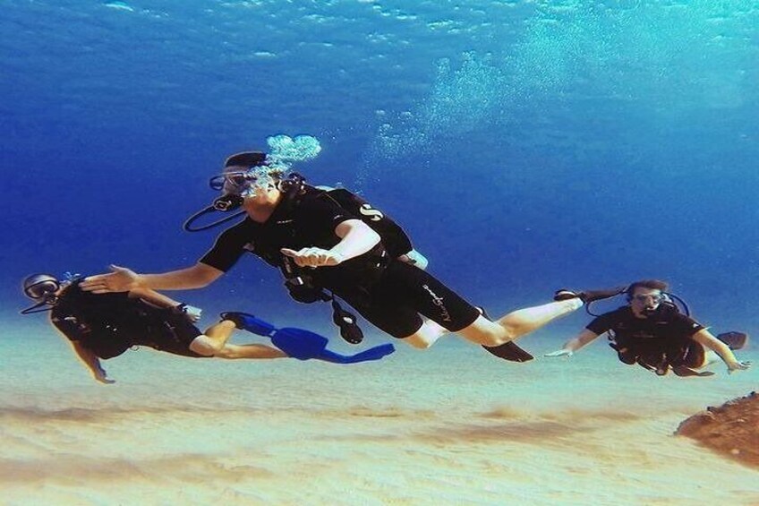 Scuba Dive and Island Tour with Guide