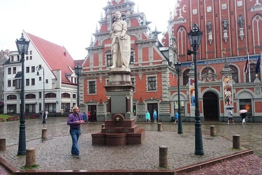 Undiscovered Riga Private Walking Tour