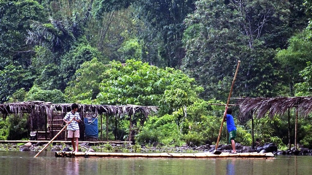 Pole rafts in Pagsanjan Falls