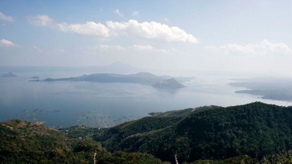 Coast of Tagaytay ridge