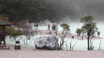 Private Full-Day White Crater Volcano Tour