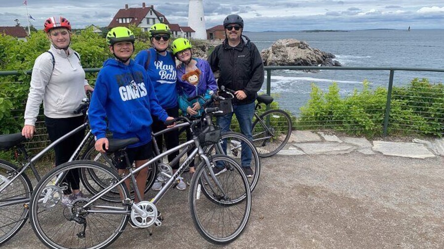 Lighthouse Bicycle Tour from South Portland with 4 Lighthouses