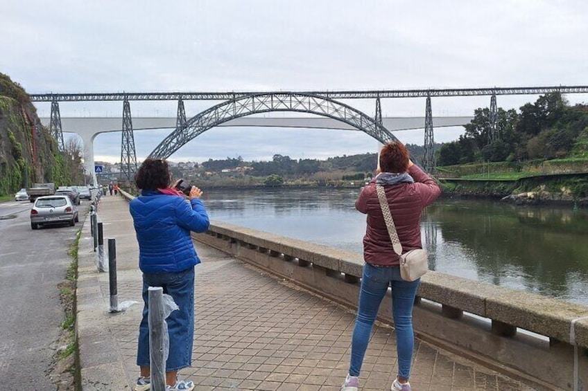 Porto private afternoon tour, discover the most iconic attractions