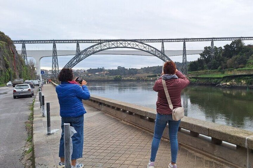 Porto private afternoon tour, discover the most iconic attractions