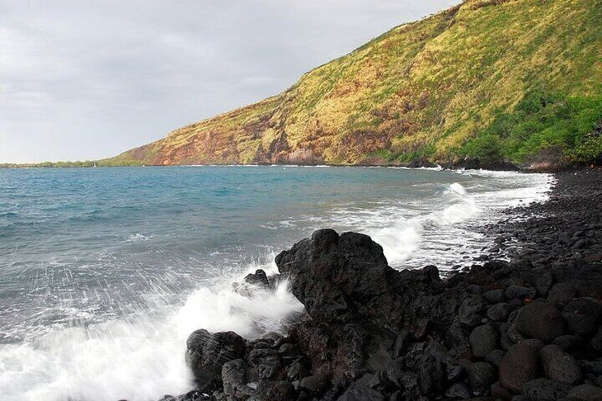 Small-group Kealakekua Bay Snorkel Experience from Kailua-Kona