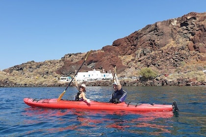 Santorini Sea Kayak - South Discovery, Small Group incl. Sea Caves and picn...