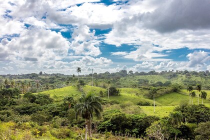 Recorrido escalonado por las montañas de Anamaya