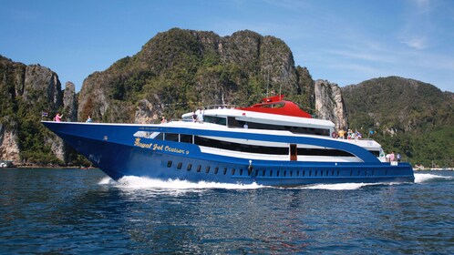 Getting To Phi Phi Island Ferries Or Speedboats To Phi Phi